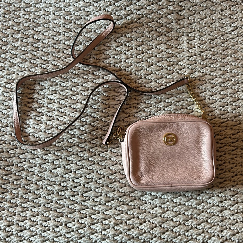 Michael Kors Baby Pink Bag